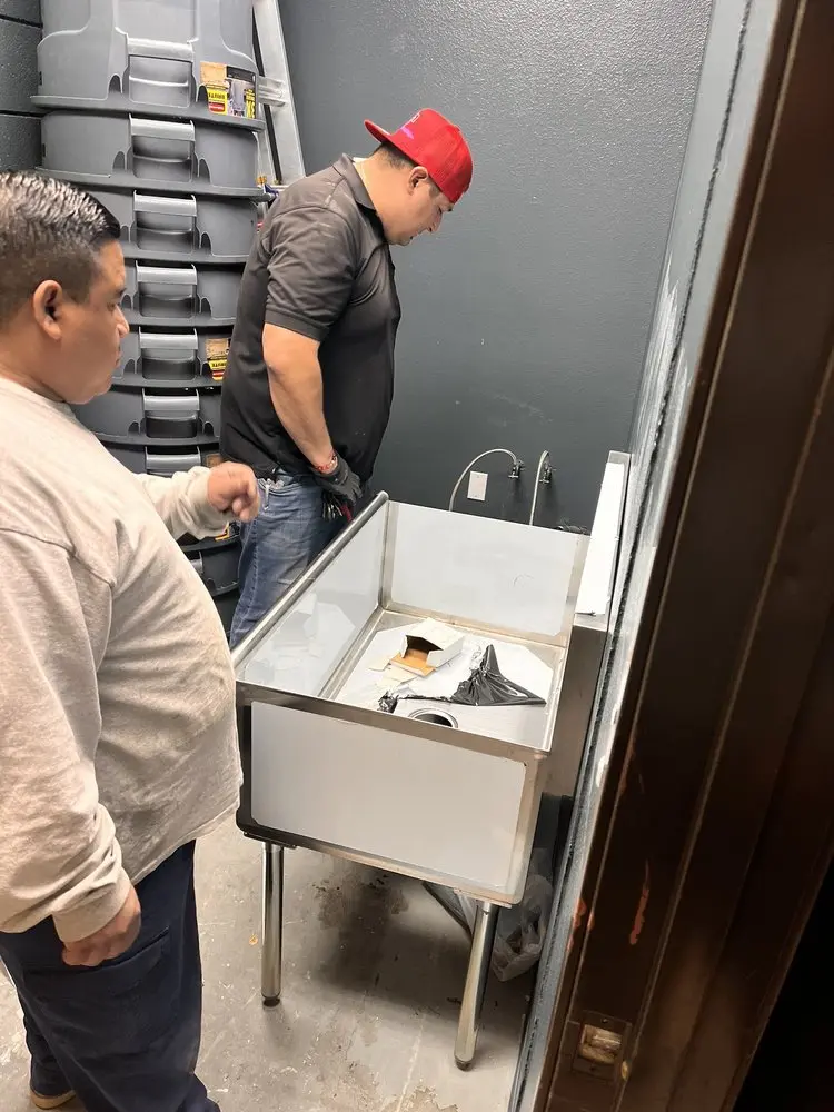 Commercial plumbing and sink installation in Montavilla